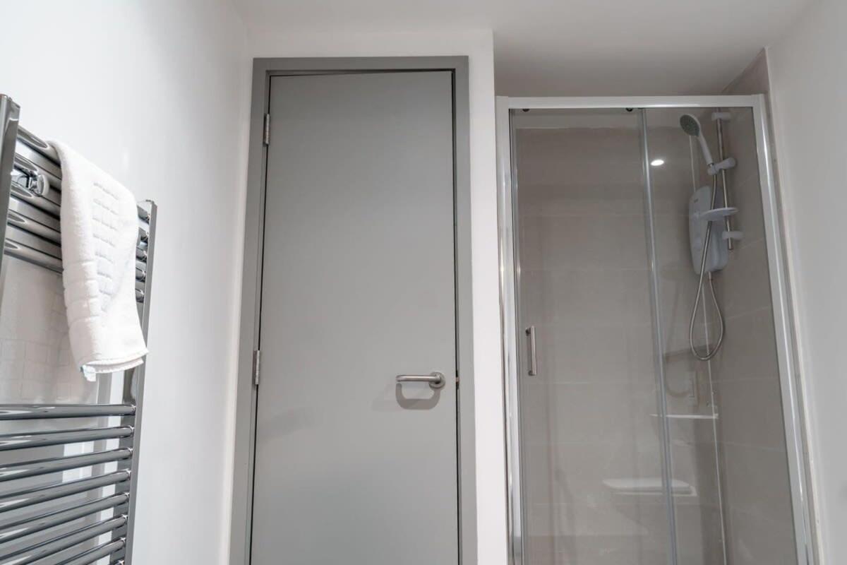 Modern 1 Bed Apartment In Liverpool Centre Exteriér fotografie