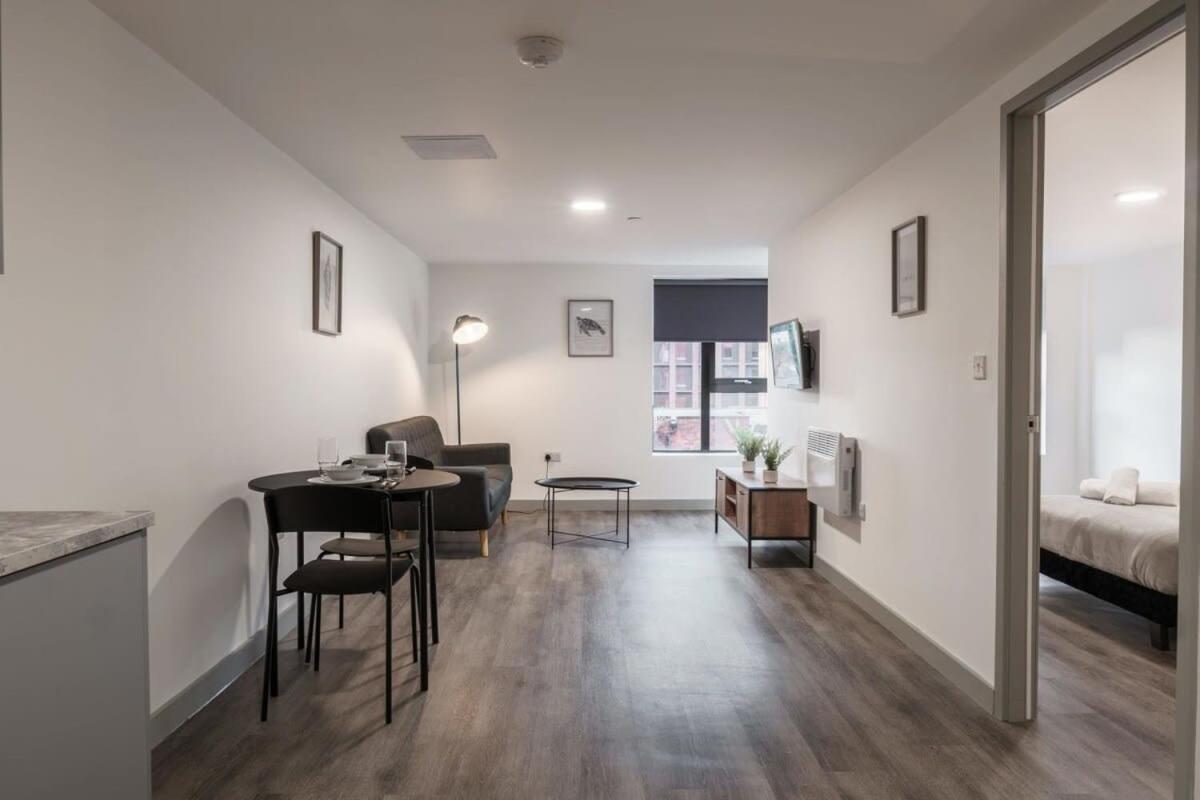 Modern 1 Bed Apartment In Liverpool Centre Exteriér fotografie